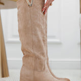 RANDA - Alexoo bézs velúr bokacsizma belső platformmal