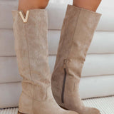 RANDA - Alexoo bézs velúr bokacsizma belső platformmal