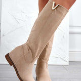 RANDA - Alexoo bézs velúr bokacsizma belső platformmal