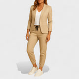 Emília - Elegáns szett kabáttal és nadrággal